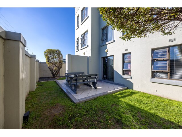<!--[if BLOCK]><![endif]--> 31 La Bonitos Briardene Street, Parowvallei, Parow <!--[if ENDBLOCK]><![endif]-->
